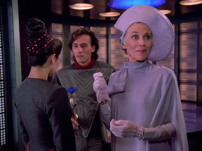 Illustration for article titled Los trajes más locos e increíbles de Star Trek: La nueva generación